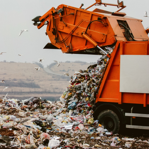 Affrontare la Cresente Crisi Mondiale delle Discariche